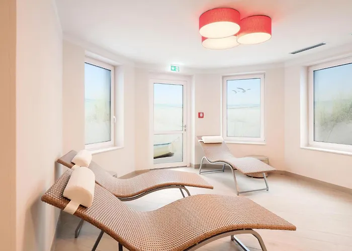 Beautiful apartment in Ostseebad Boltenhagen with Sauna, WiFi&1 Bedrooms